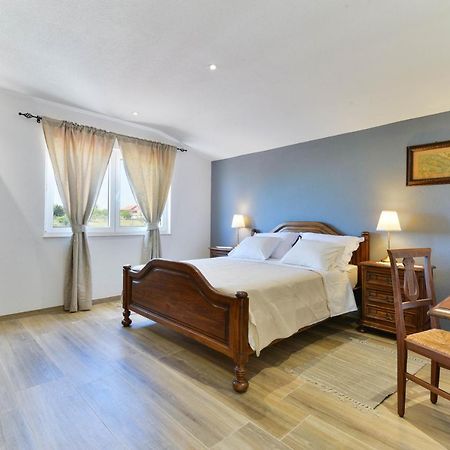 Modern Rustic Villa Kate Benkovac Eksteriør billede