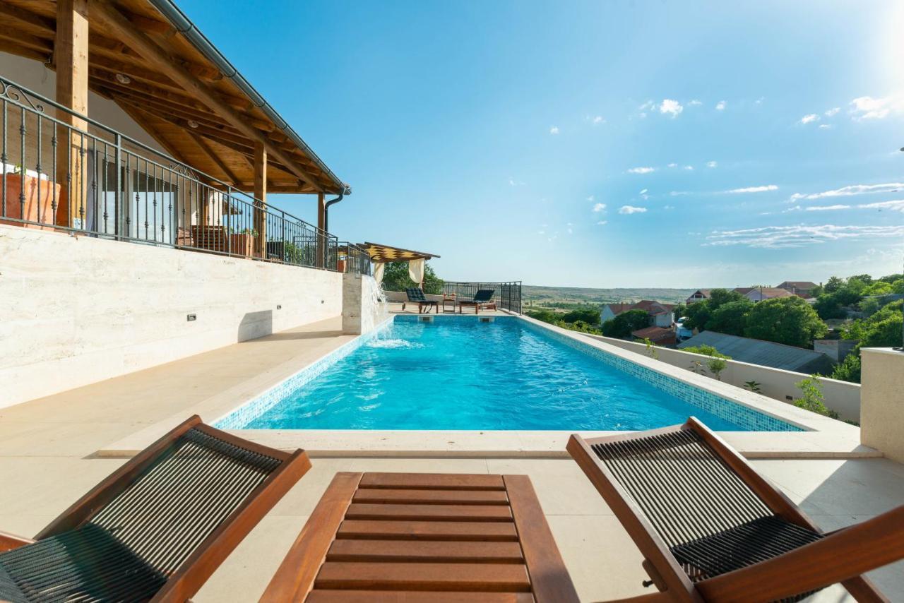 Modern Rustic Villa Kate Benkovac Eksteriør billede