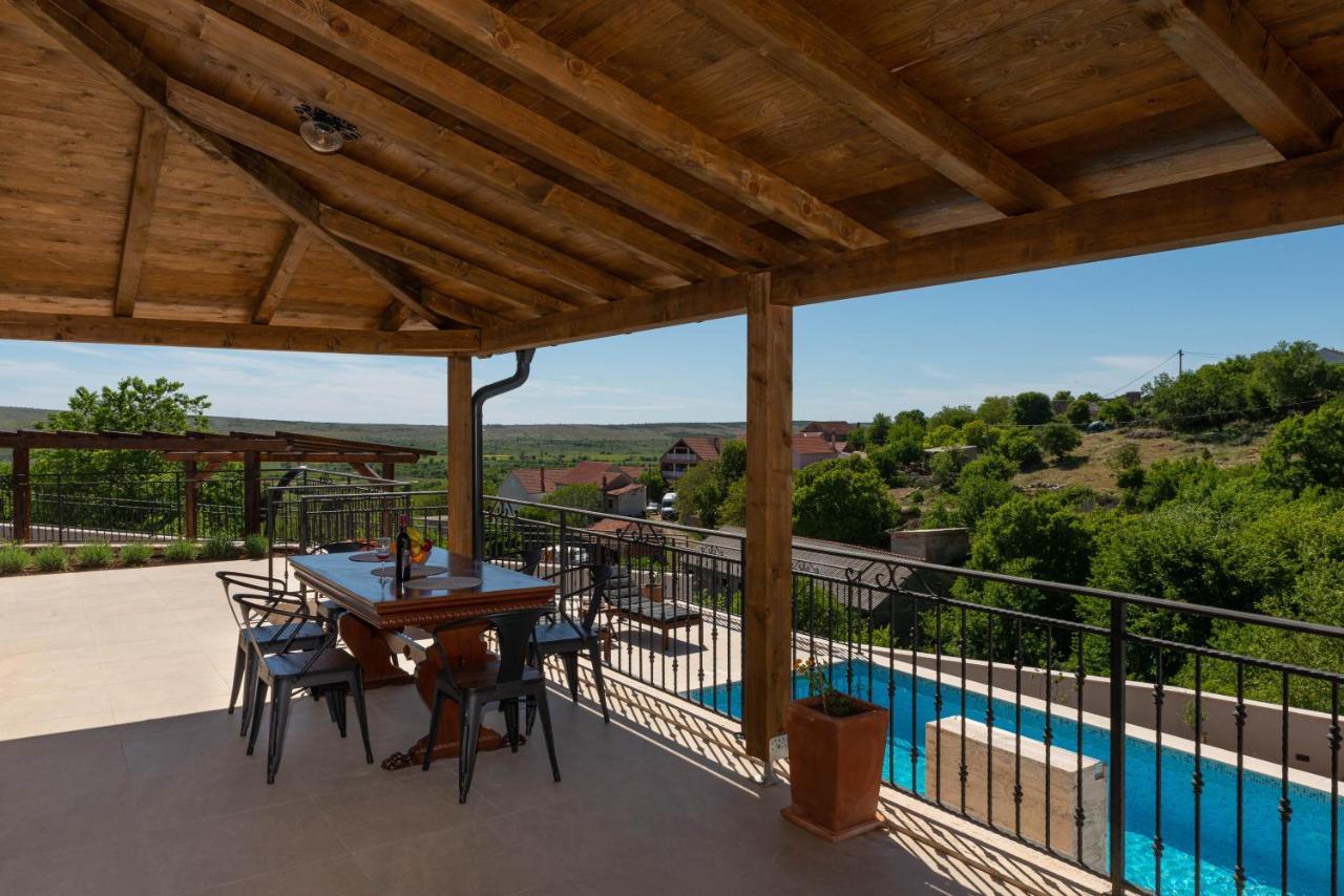 Modern Rustic Villa Kate Benkovac Eksteriør billede