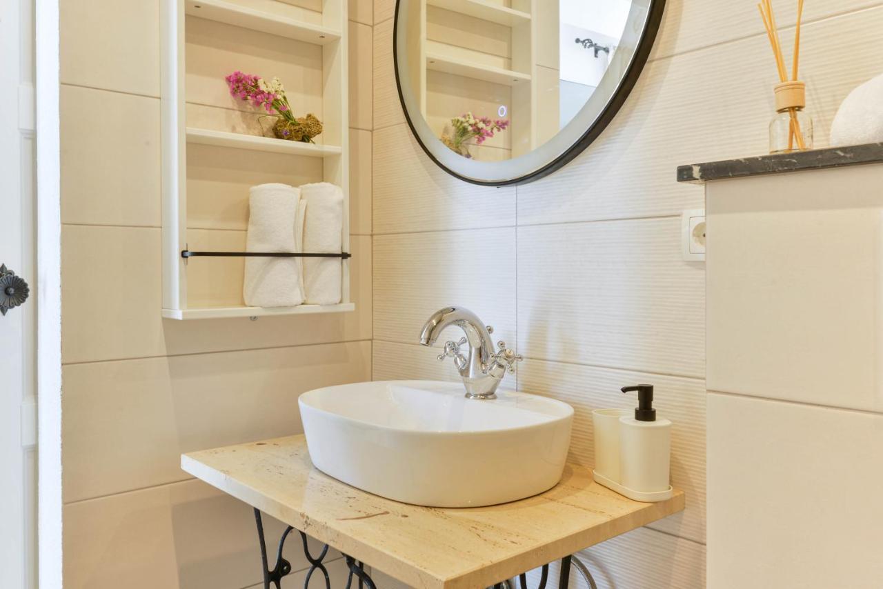 Modern Rustic Villa Kate Benkovac Eksteriør billede