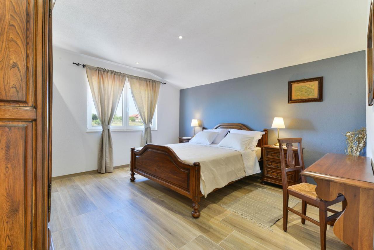 Modern Rustic Villa Kate Benkovac Eksteriør billede