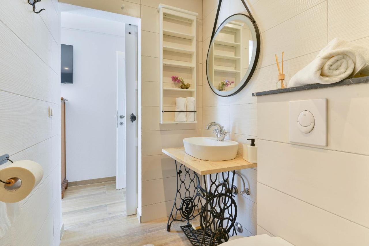 Modern Rustic Villa Kate Benkovac Eksteriør billede