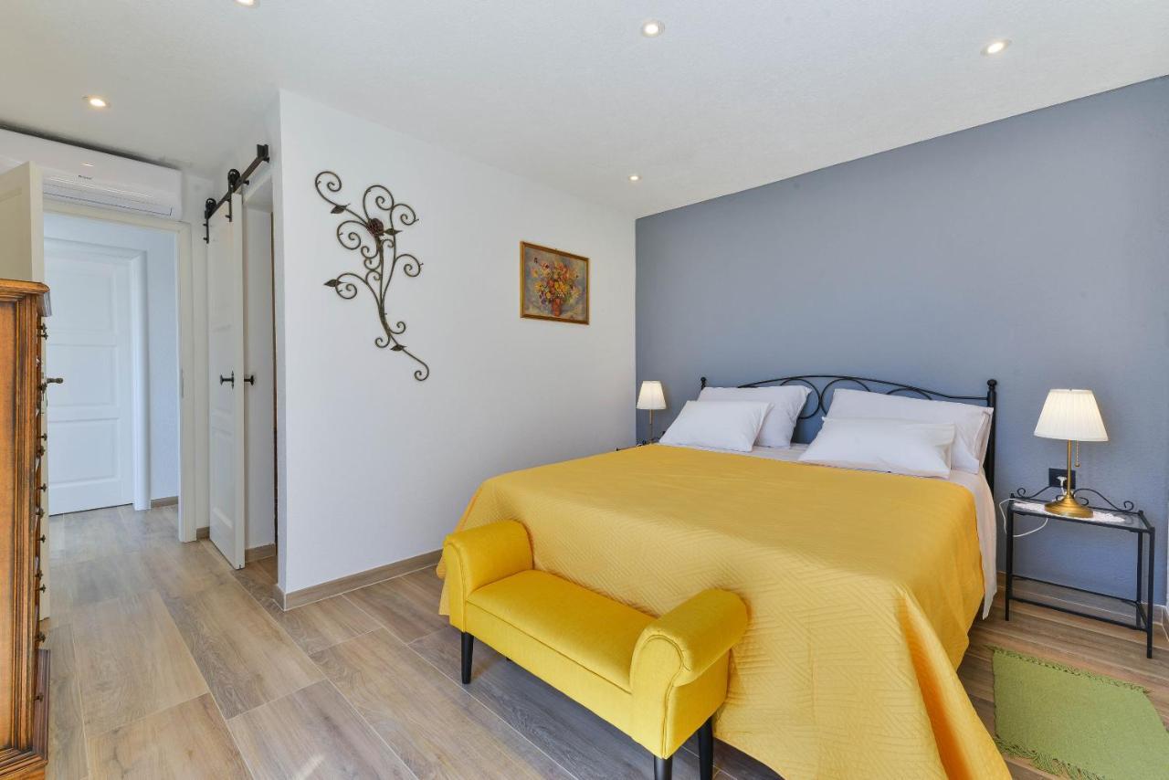 Modern Rustic Villa Kate Benkovac Eksteriør billede
